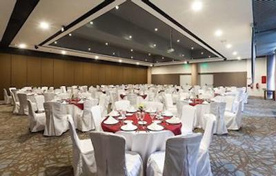 هتل مانکهو ارپورتو سانتیاگو