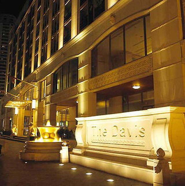 دیویس بانکوک
