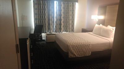 بست وسترن فرت میرز این اند سویتز