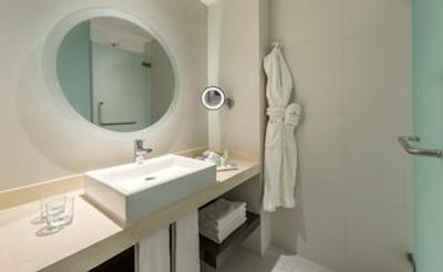 نه کالکشن گوادالاجارا سنترو هیستریکو