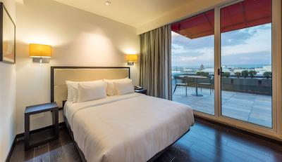 نه کالکشن گوادالاجارا سنترو هیستریکو