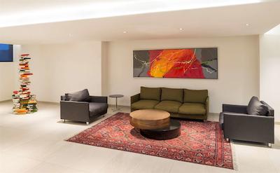 نه کالکشن گوادالاجارا سنترو هیستریکو