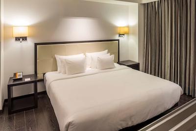 نه کالکشن گوادالاجارا سنترو هیستریکو