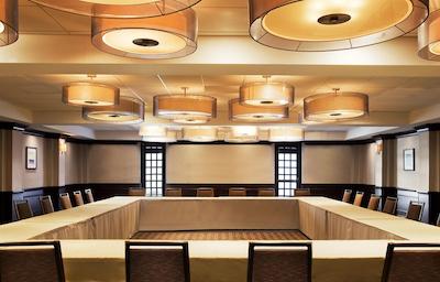 د وستین فرت لاودردال