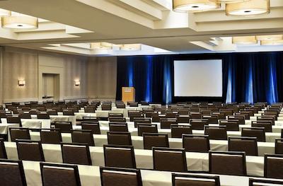 د وستین فرت لاودردال