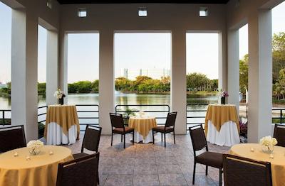 د وستین فرت لاودردال