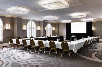 شراتون سویتز فرت لاودردال ات سیپرز کریک