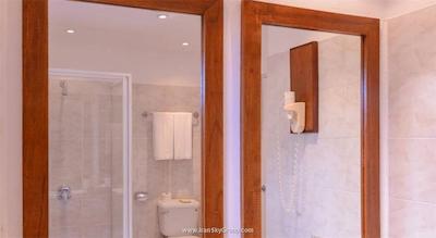 آداران سلکت میدهوپارو