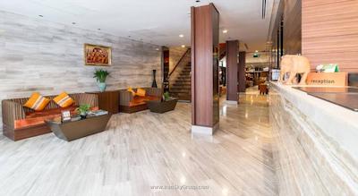 آن8 سوخومویت نانا بانکوک بای کامپس هاسپیتالیتی