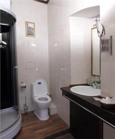 الیسیف آربات هتل