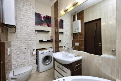 الیسیف آربات هتل