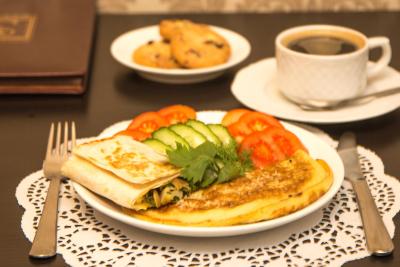 الیسیف آربات هتل