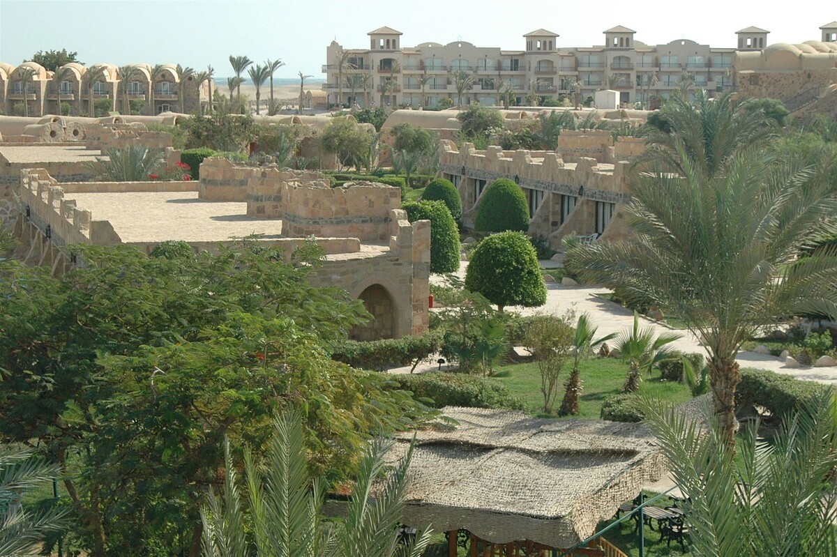 وتپیا بیچ کلوب