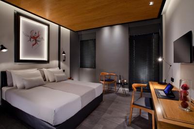 مت34 آتن هتل