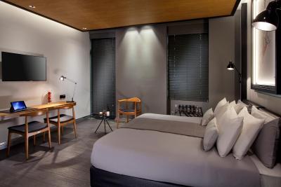 مت34 آتن هتل