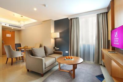 اسویز-بلهتل پندک اینداه