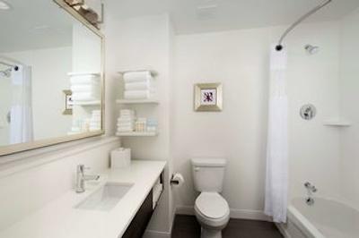 هامپتون این بای هیلتون هاتیسبورگ