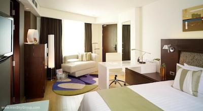 پارک پلازا سوخومویت