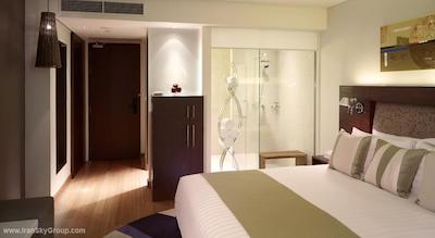 پارک پلازا سوخومویت