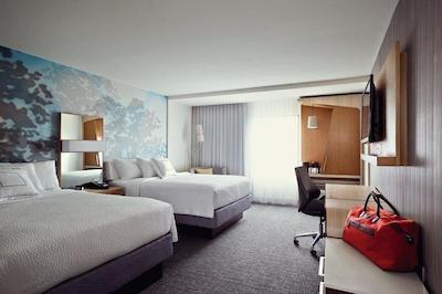 کورتیارد کالگاری اسود