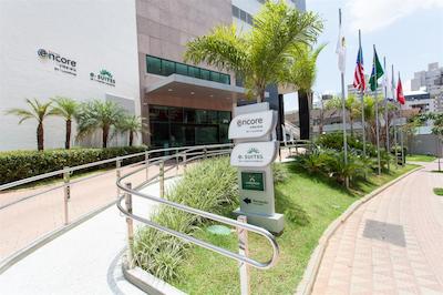 ا-سوتز ویرجینیا لوکسمبورگو بلو هریزنت