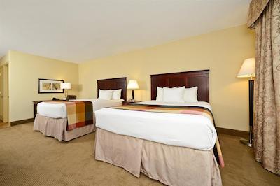 لا کوینتا این اند سویتز ایندیاناپلیز اسود