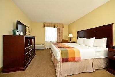 لا کوینتا این اند سویتز ایندیاناپلیز اسود