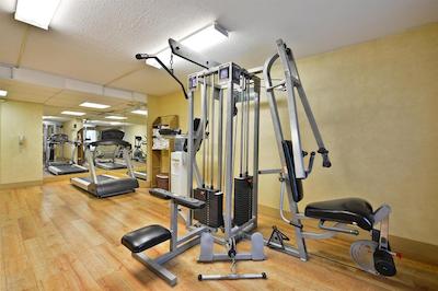 لا کوینتا این اند سویتز ایندیاناپلیز اسود