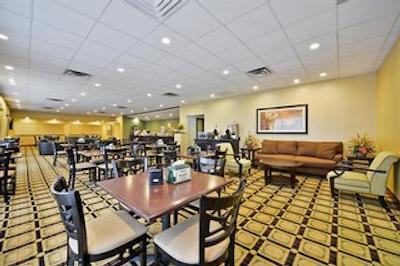 لا کوینتا این اند سویتز ایندیاناپلیز اسود