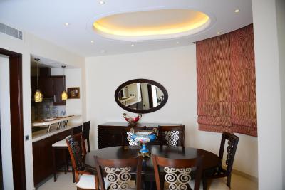 دلفین ریال سویتز