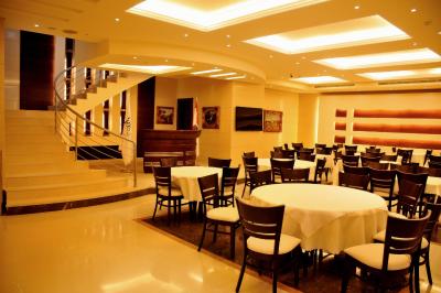 دلفین ریال سویتز