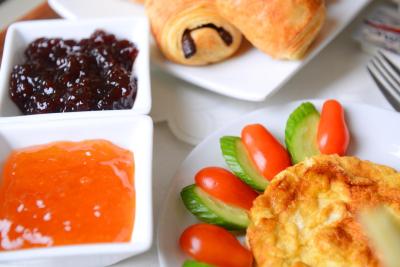 دلفین ریال سویتز