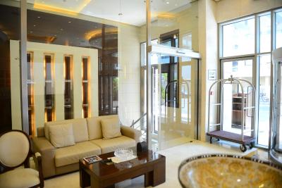 دلفین ریال سویتز