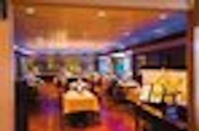 اُمنی سورین هتل