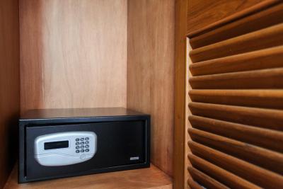 رویال آسیا لژ سوخومویت