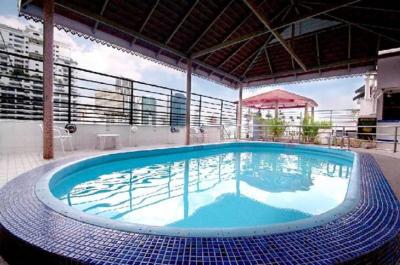 رویال آسیا لژ سوخومویت