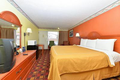 رد روف این ایندیاناپلیز ایست