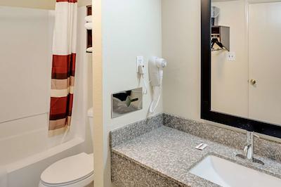 رد روف این ایندیاناپلیز ایست