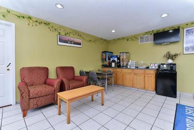 رد روف این ایندیاناپلیز ایست