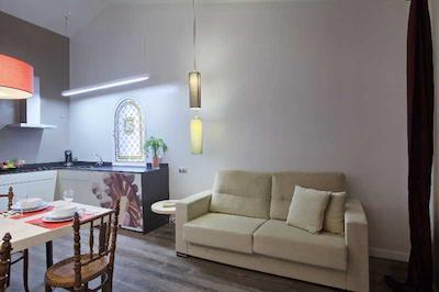 سا ساگرادا فامیلیا اپارتمنتز