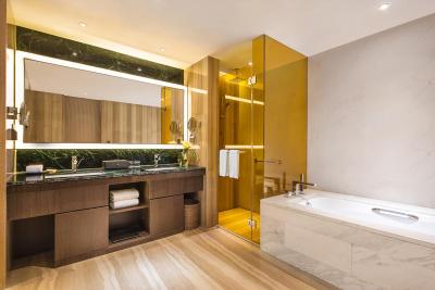 رادیسون بلو شانگهای پودونگ جینچائو