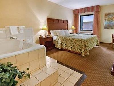 دز این اند سویتز بای ویندهام نردوست ایندیاناپلیز