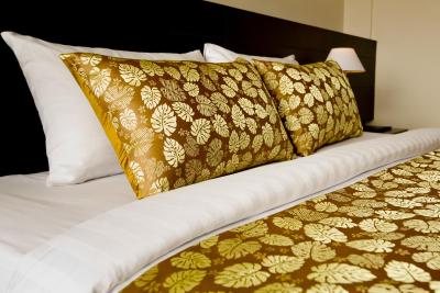 سینسووارن ایرپورت سوئیت هتل