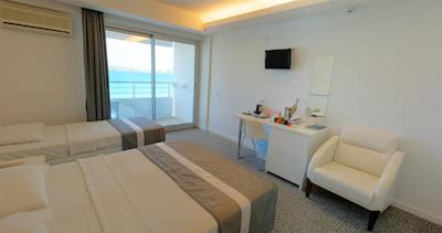 کلوب سالا نووا اینکیم هتل