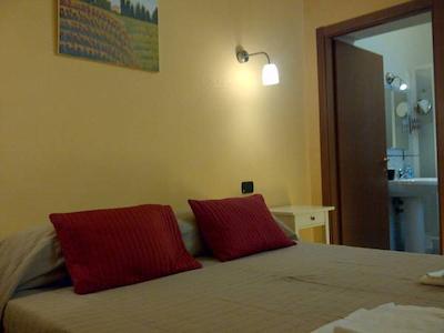 ب اند ب جولیوز کاسار