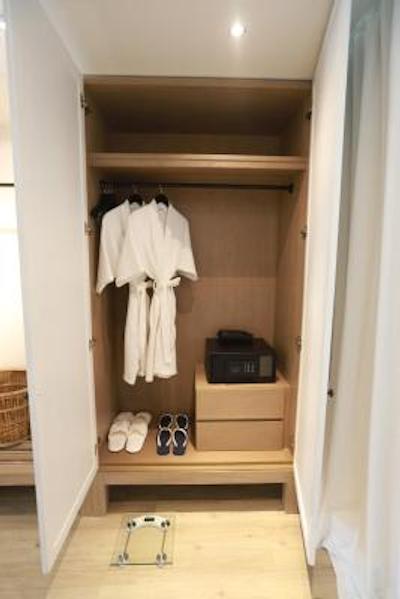 سلز بیچفرنت ریزرت