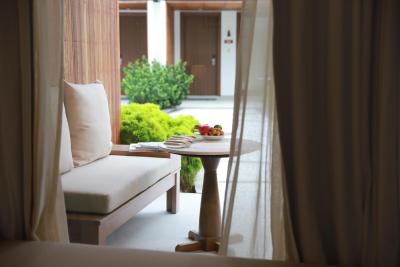 سلز بیچفرنت ریزرت