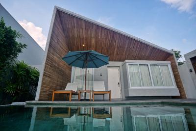 سلز بیچفرنت ریزرت