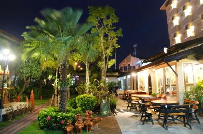 تانگ تا ریزورت اند سپا سووارنابومی ایرپورت