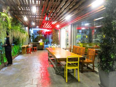 مترو پراتونام بوتیک هتل